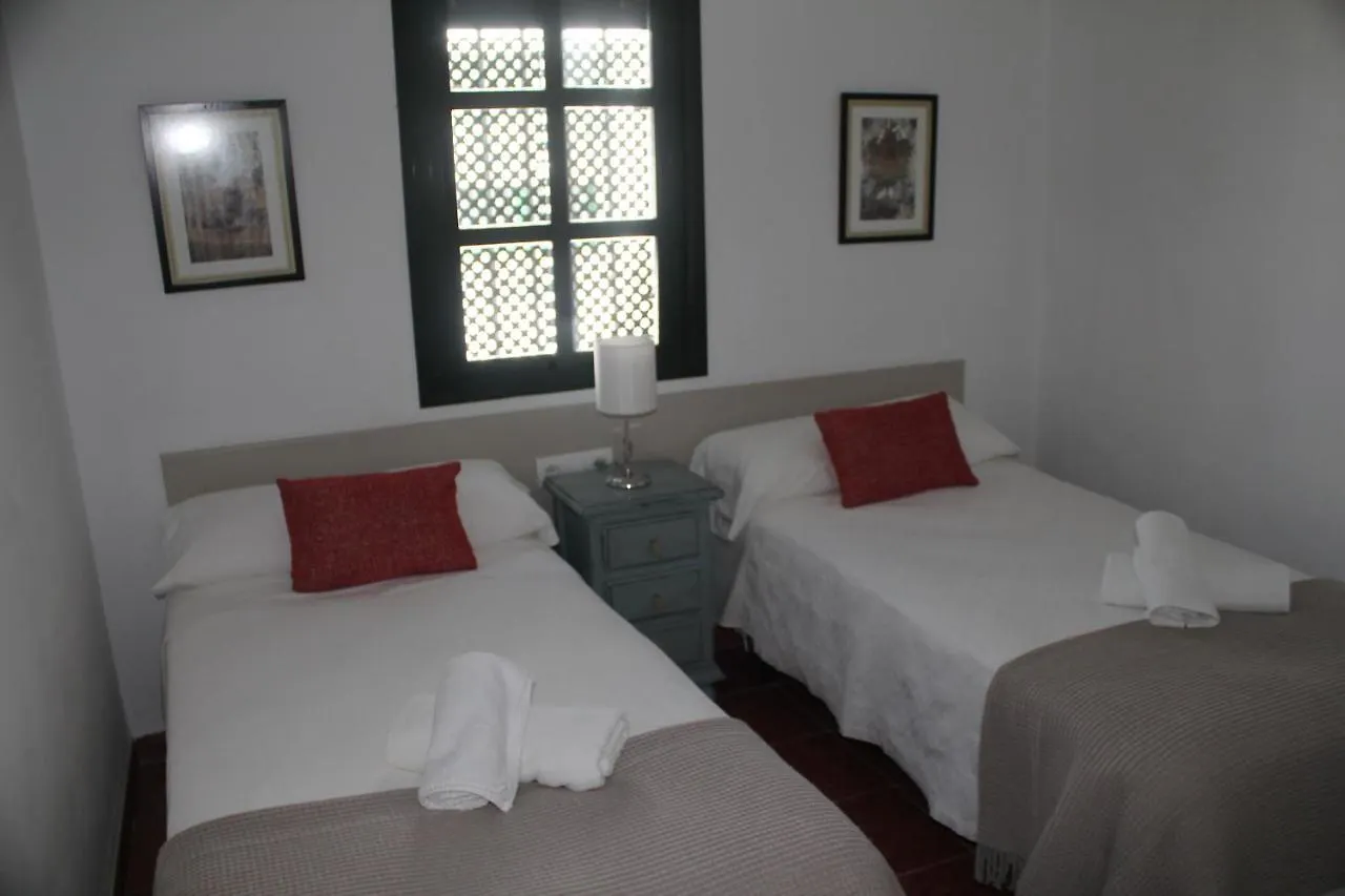 Apartamentos Peregrinos El Rocio 0*,